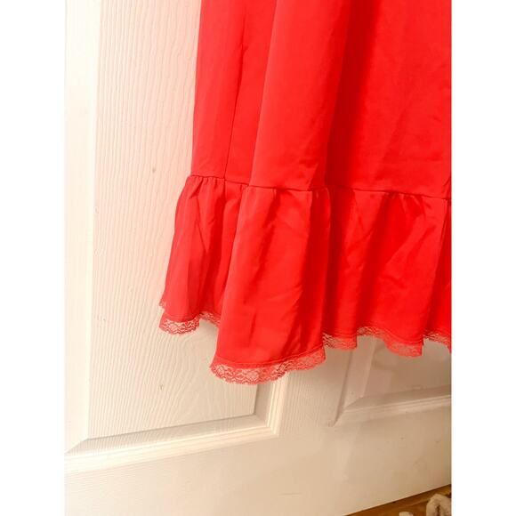 Vintage Shadowline Nylon Nightgown M Medium Red Sleeveless Silky Lace Sweep - Picture 2 of 16